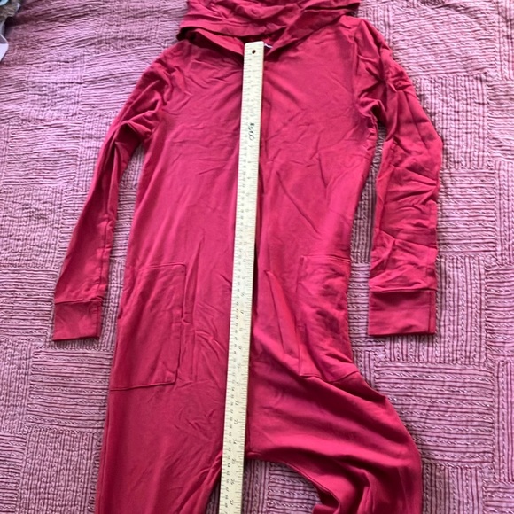 Onesie pajama suit blood Red Hooded Zip-Up boys / girls 9-11yrs approx 45” - Picture 9 of 13